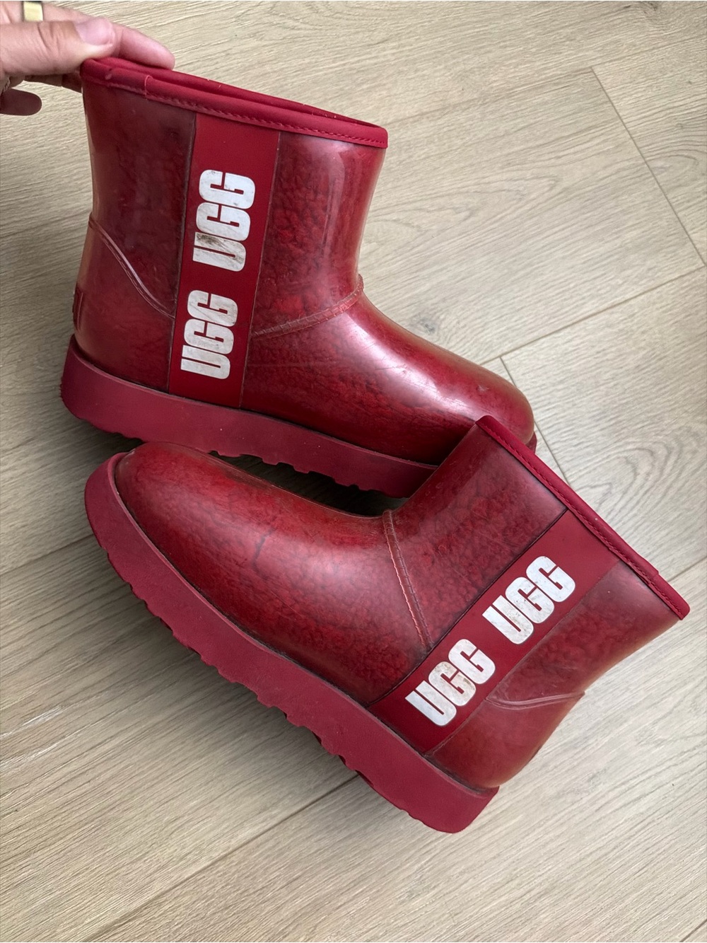 UGG Red Short Rain Boots size 6 women’s